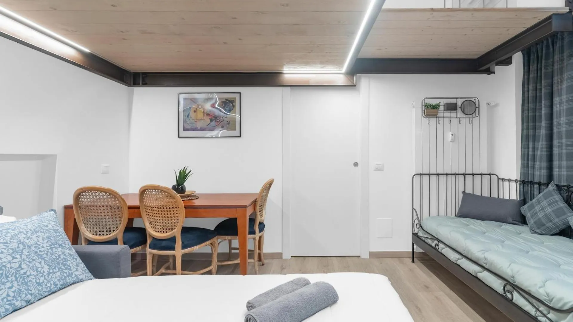 Apartment So14 - Loreto - Duomo -Central - Comfortable - Milan